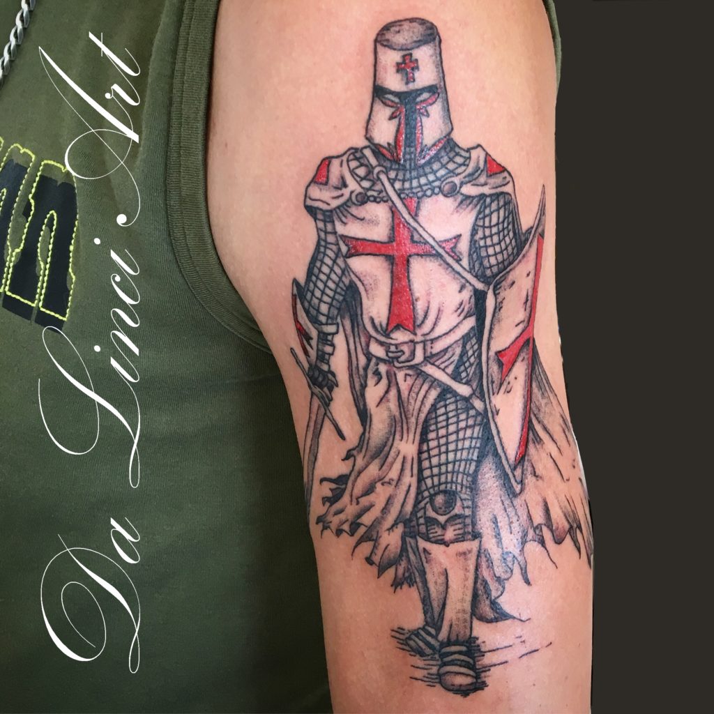 #knighttattoo #redink #tattooknight #knight #knights #tattoo #tattoos #ink #inked #inkedman #tattooman #ridder #tattooshop #dalinciart #zwijndrecht